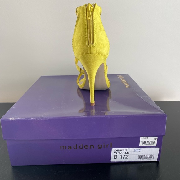 Madden Girl Demiii Yellow Citron Fringe Heels - Picture 4 of 5